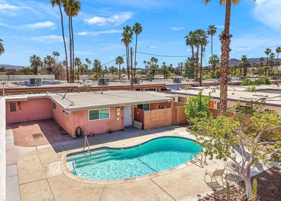 Desert View Villas - Photo 3 of 25
