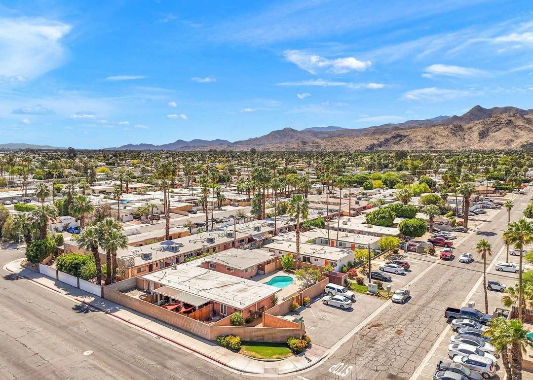 Desert View Villas - Photo 4 of 25