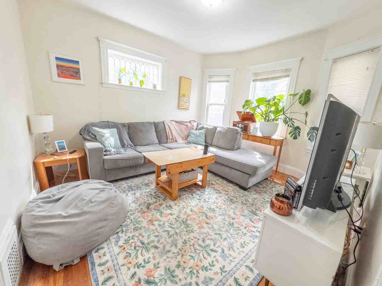 70 Line Street - Photo 5 of 18