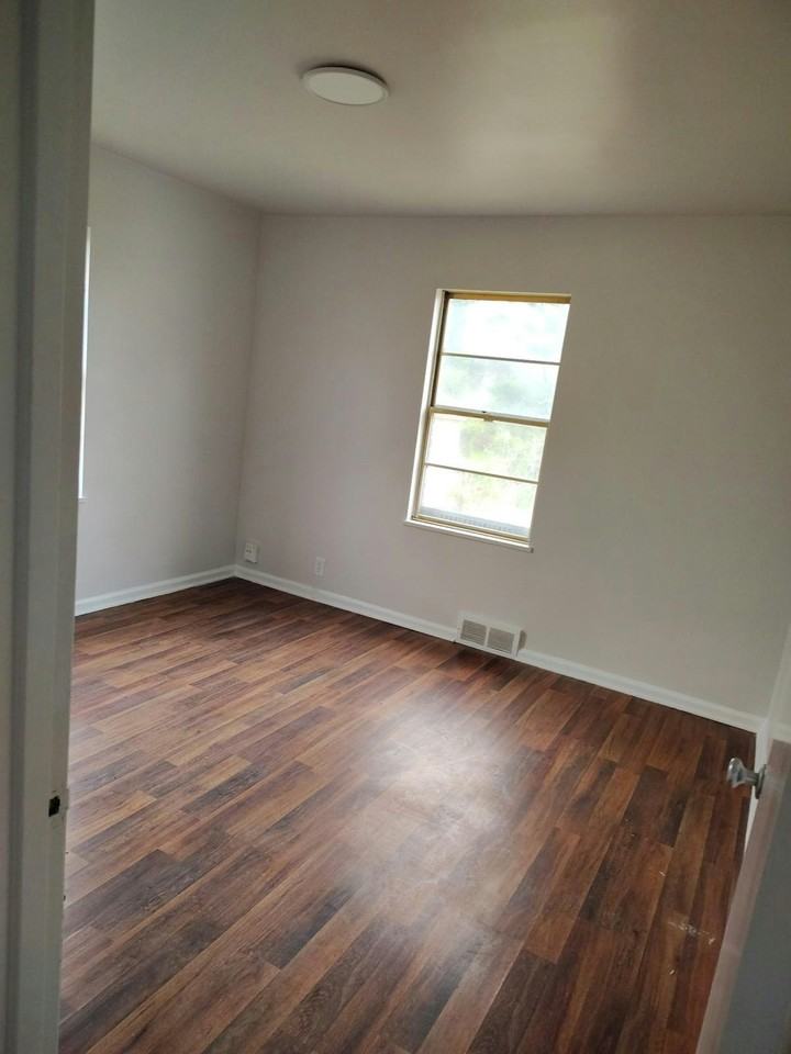 3305 North Keystone Avenue - Photo 6 of 13