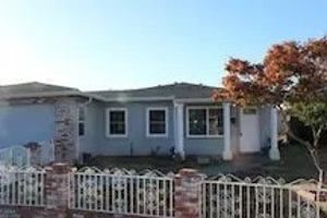 featured image of 936 Lucia Ct