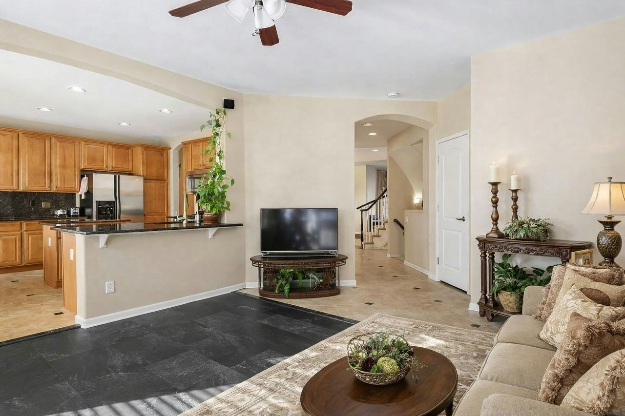 5347 Applebrook Lane - Photo 3 of 20