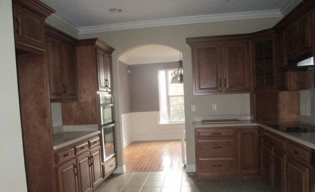 395 Arbor Woods Circle - Photo 6 of 11