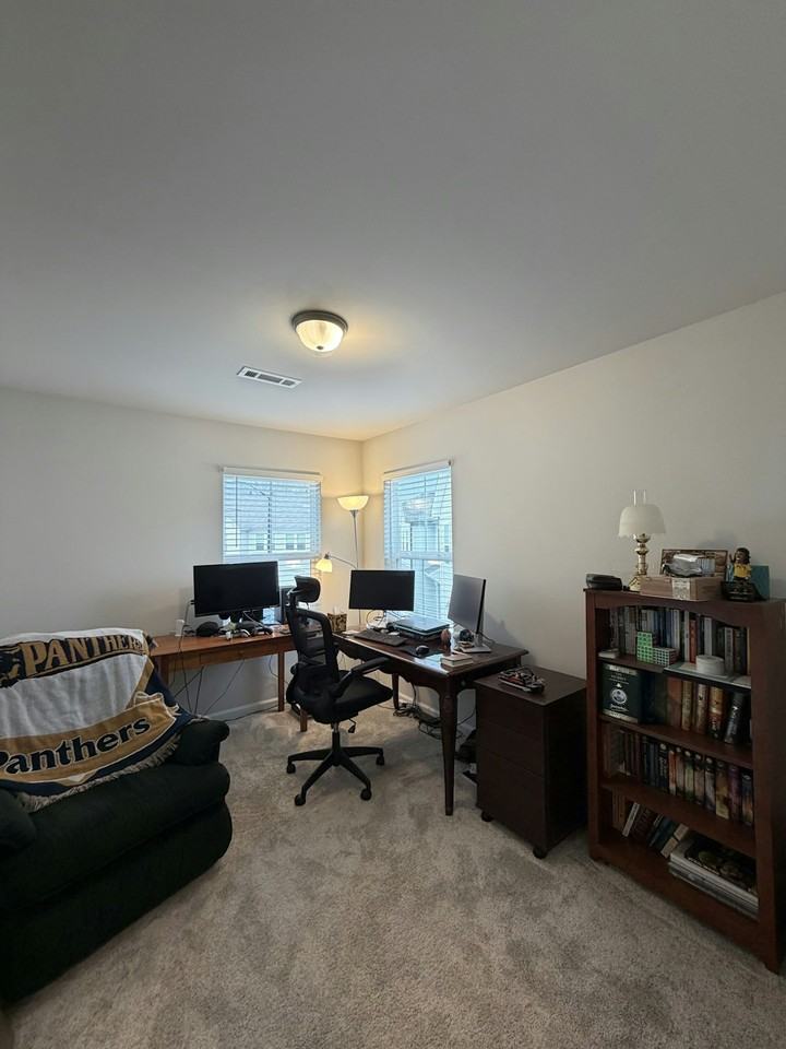 811 Falls Grove Trail - Photo 2 of 15