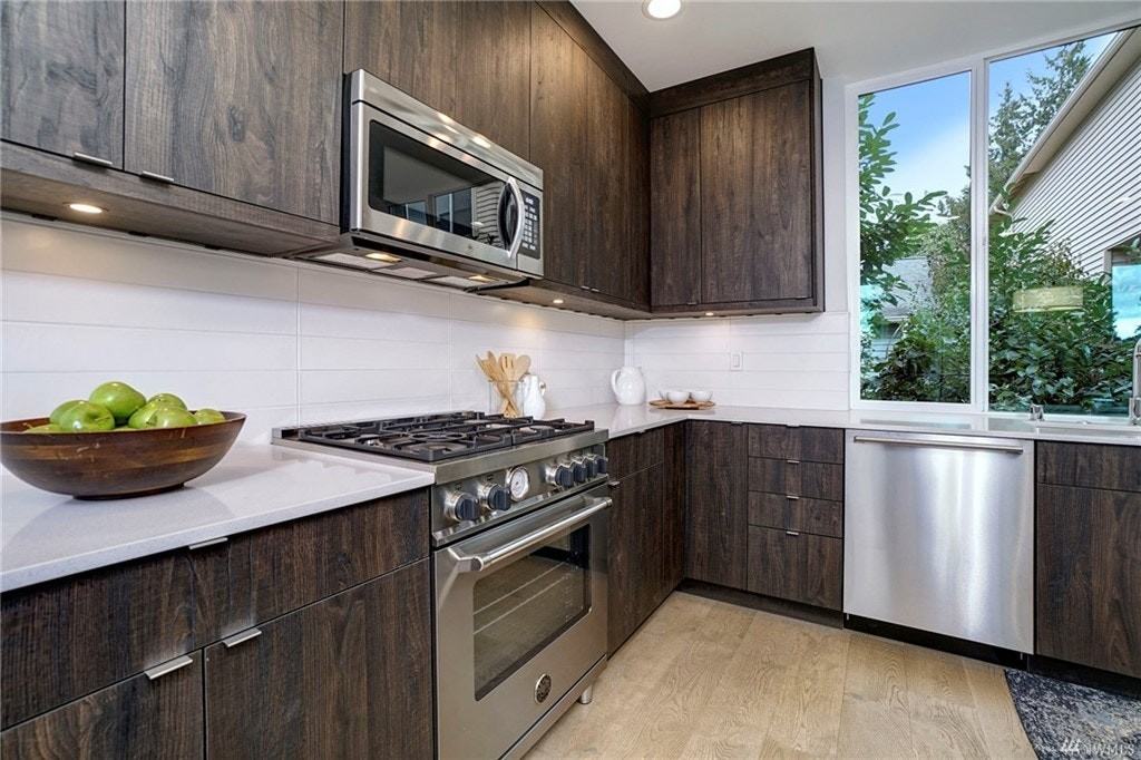 4226 Midvale Ave N Unit #A - Photo 5 of 18