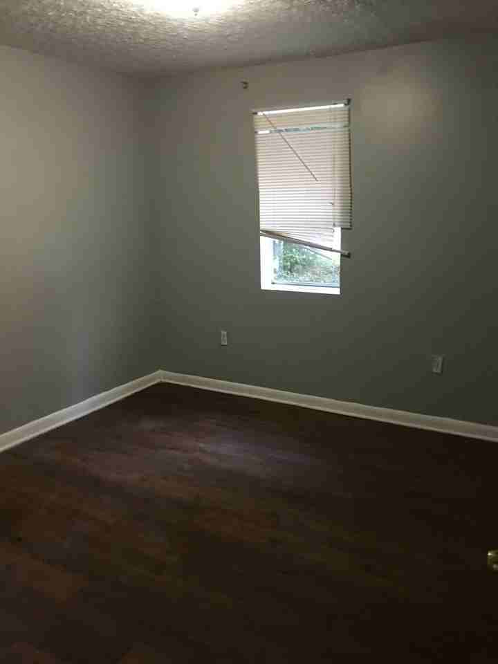 1045 Ira Street Southwest - Photo 4 of 16