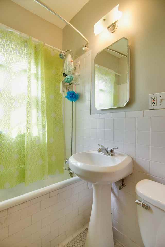 3220 Lyndale - Photo 6 of 17