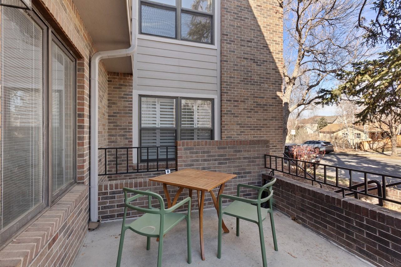 221 S Garfield St #108 - Photo 3 of 19