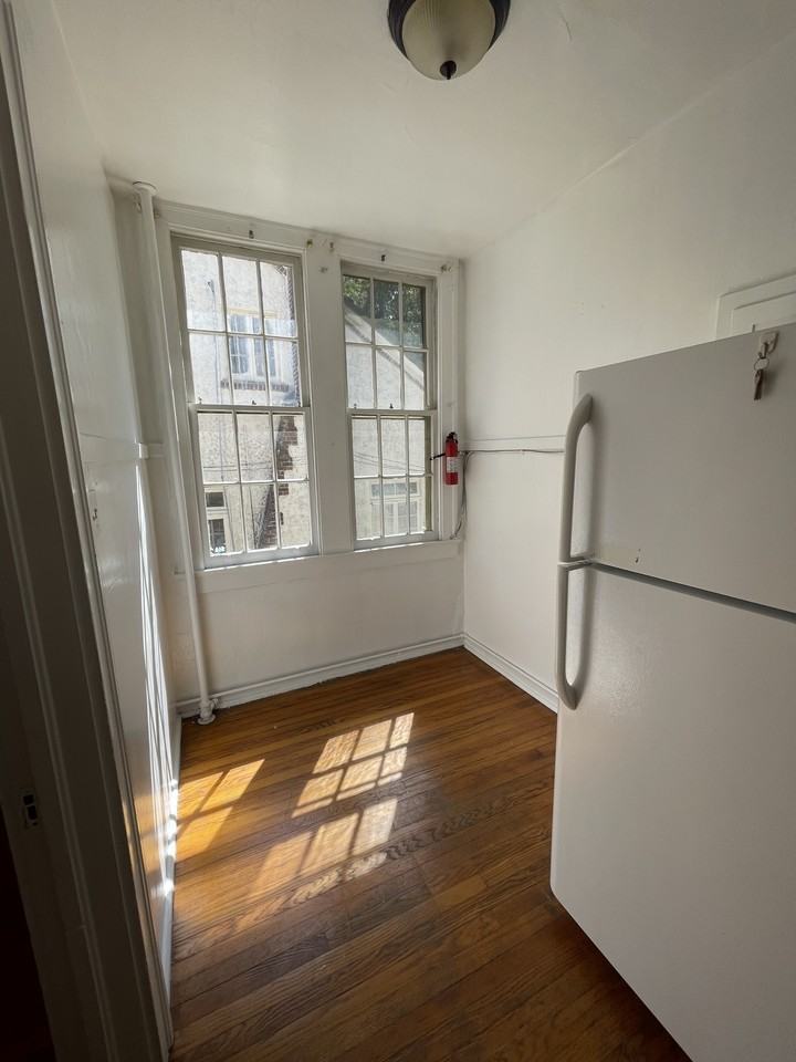 7825 St Charles Ave. - Photo 6 of 9