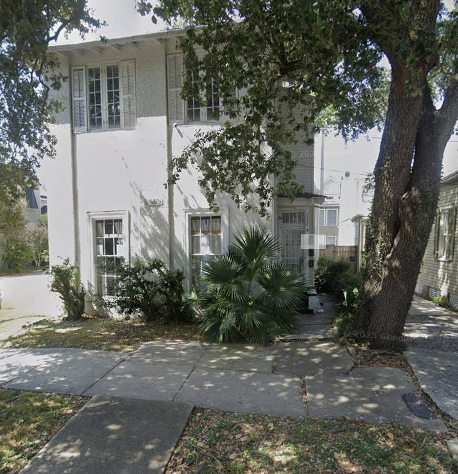 1202 Marengo - Photo 7 of 7