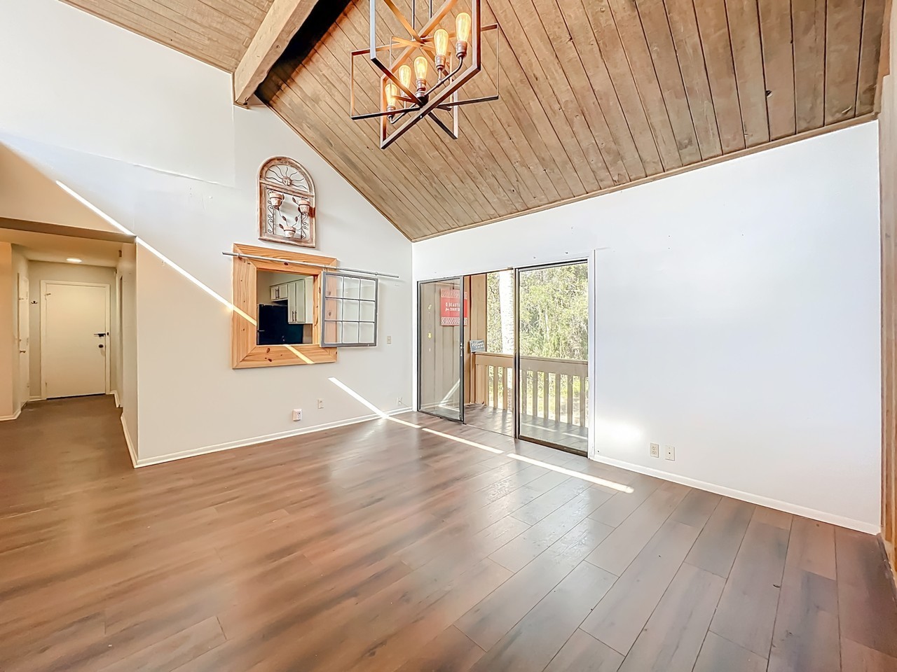 233 Crown Oaks Way #1 - Photo 2 of 10