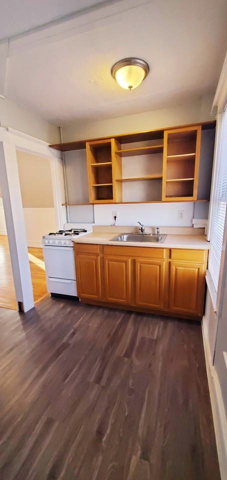 103 Stephen St #4 - Photo 5 of 23