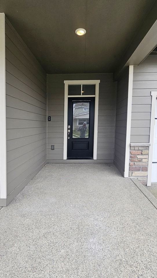 640 Vickie Ln N #1 - Photo 3 of 21