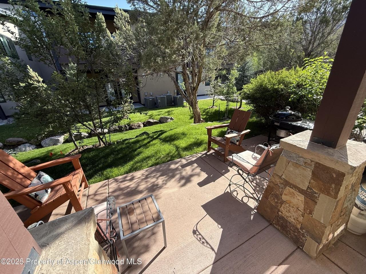 163 Juniper Trl - Photo 5 of 21