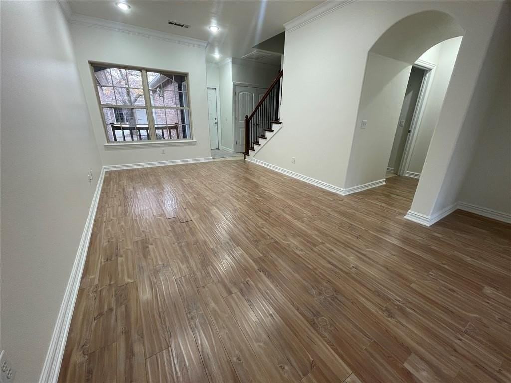 2814 W Valley West Ct - Photo 6 of 32