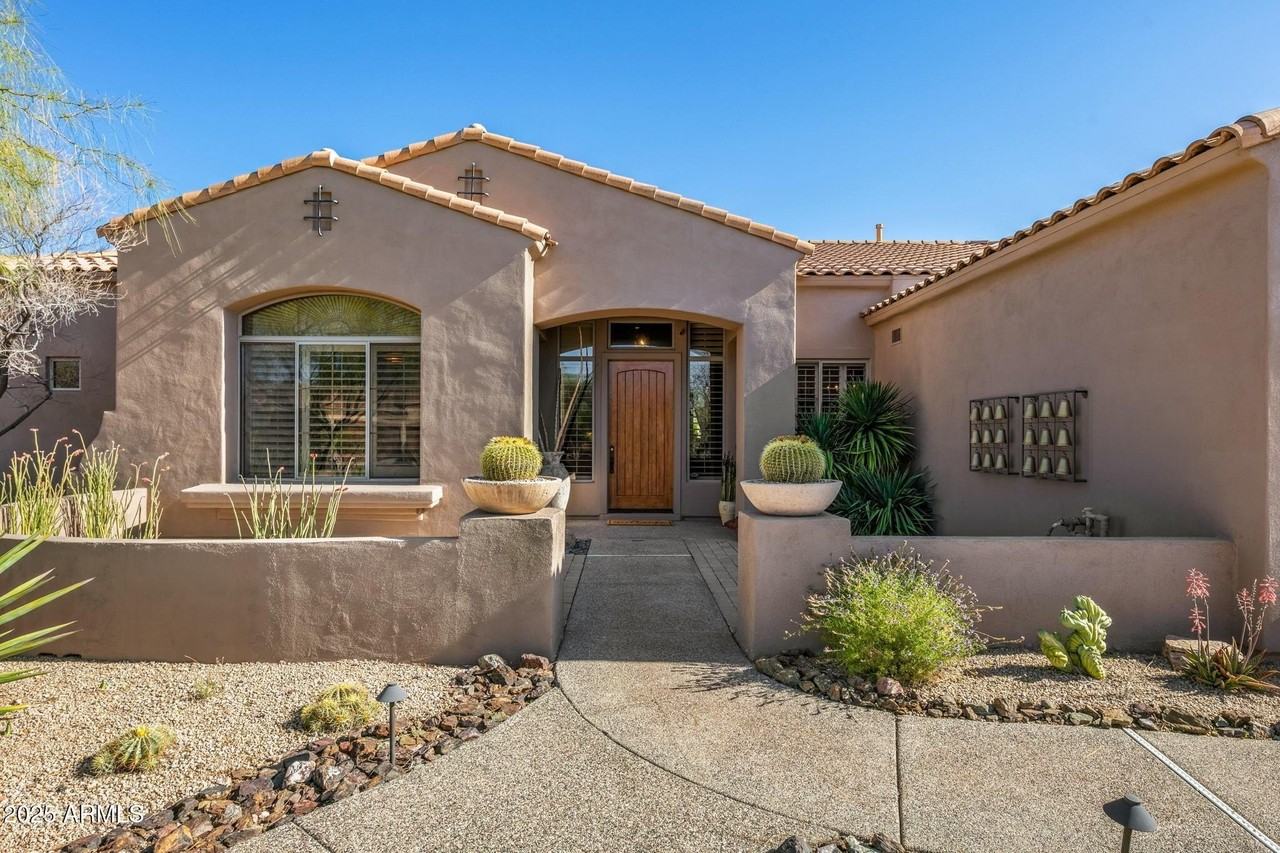 8347 E Arroyo Hondo Rd - Photo 2 of 40