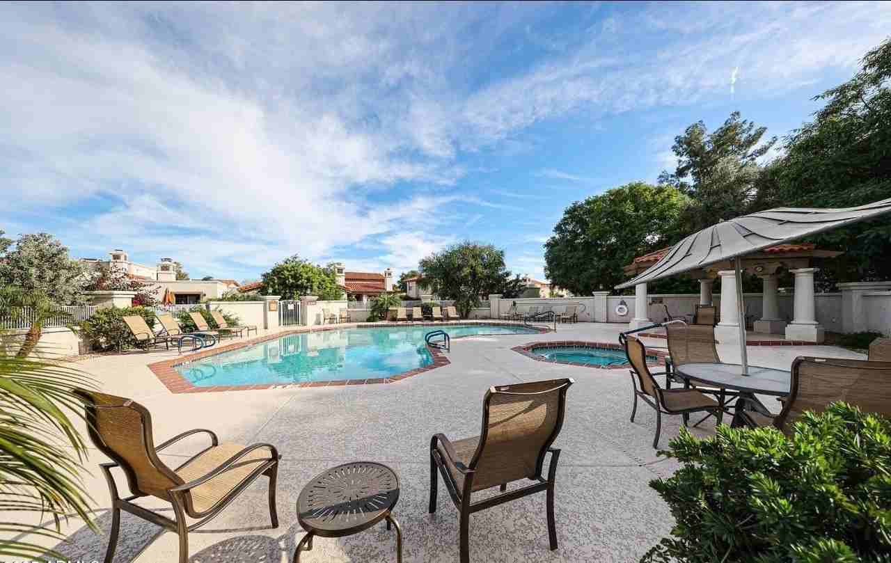 6249 N 78th St Unit 50 - Photo 4 of 15