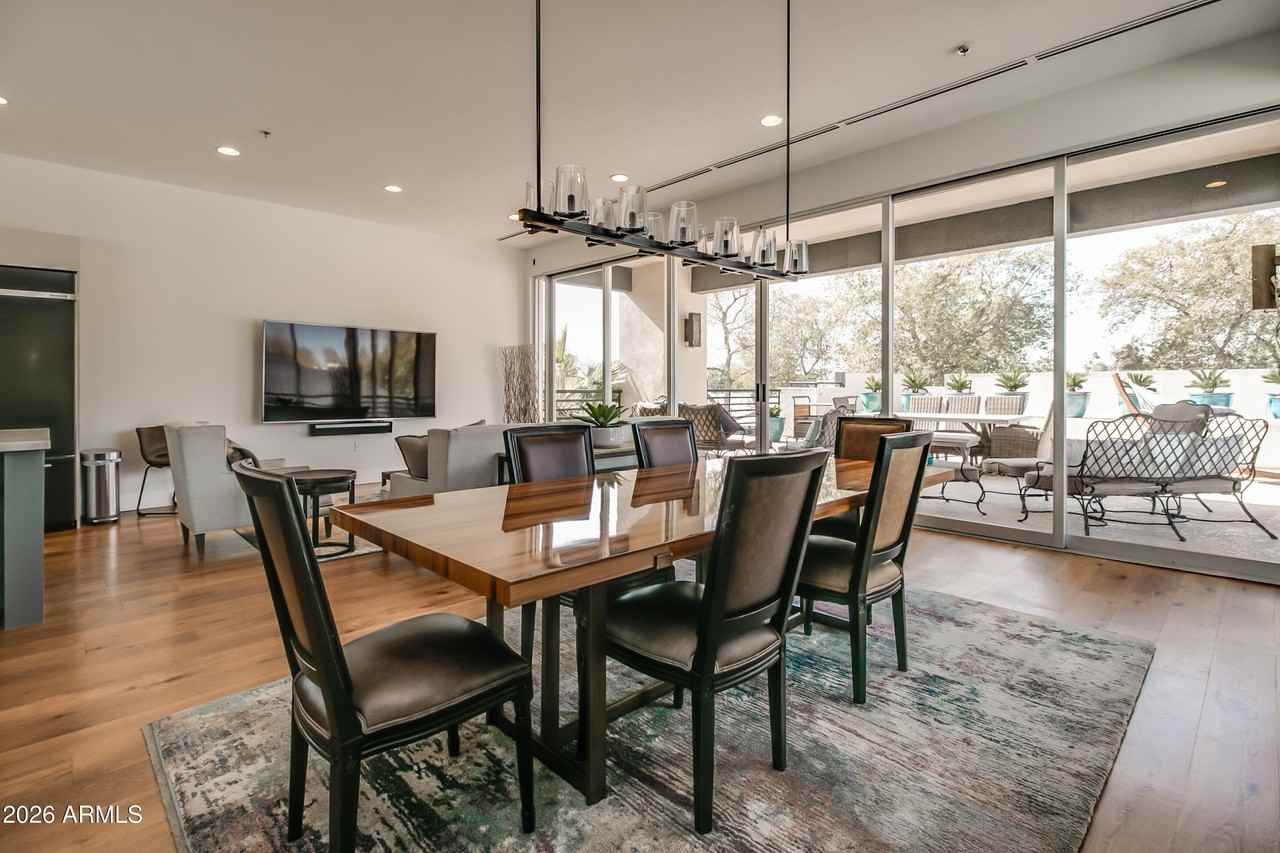 4201 N Marshall Way Unit 2000 - Photo 2 of 50