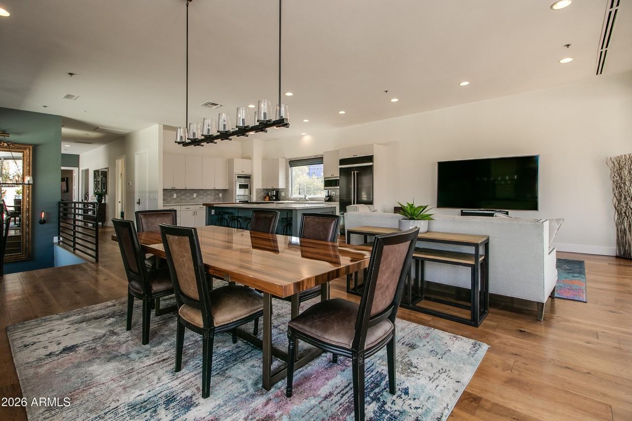 4201 N Marshall Way Unit 2000 - Photo 3 of 50