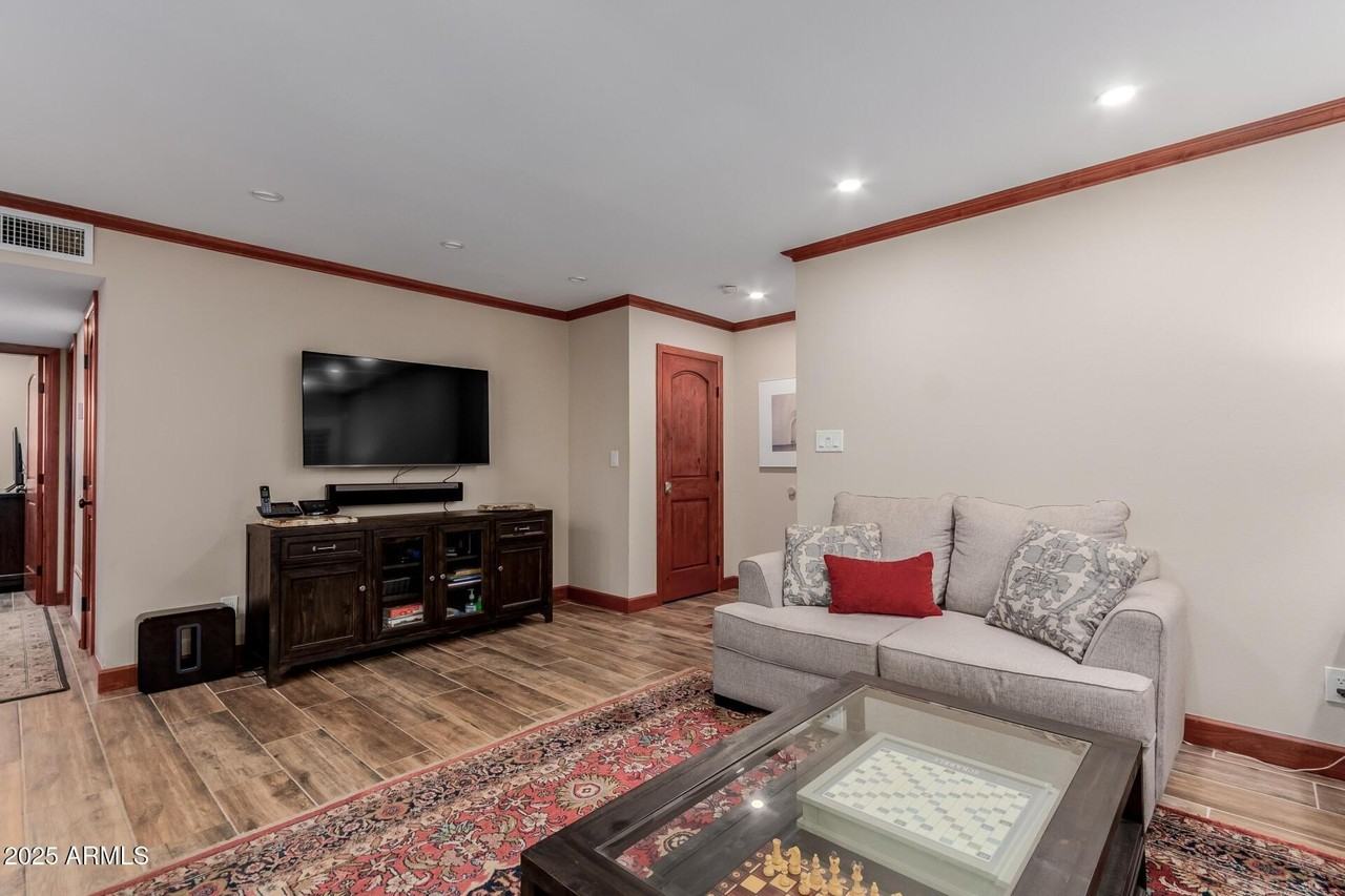 5525 E Thomas Rd #E3 - Photo 5 of 31
