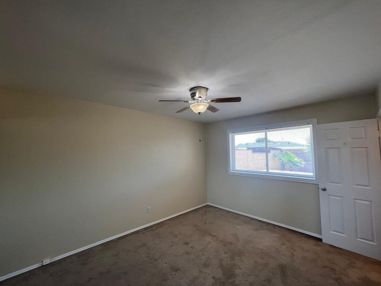 7417 E Cambridge Ave - Photo 6 of 15