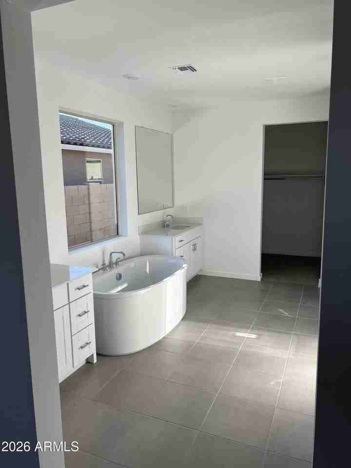 4955 W Karl St - Photo 2 of 15