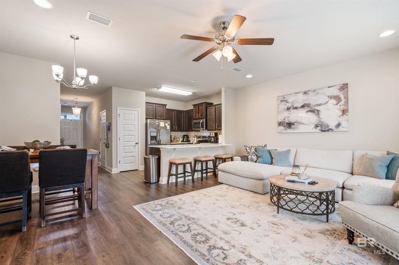 6780 Spaniel Dr - Photo 6 of 26