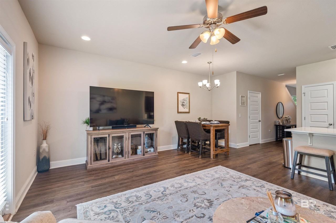 6780 Spaniel Dr - Photo 7 of 26