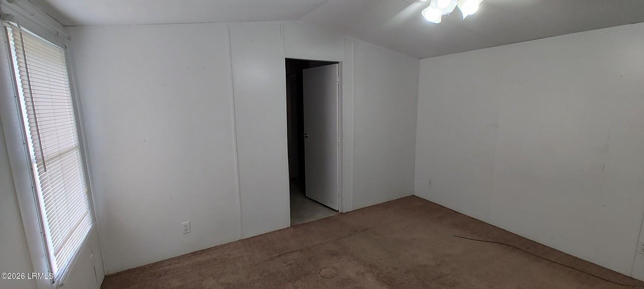 52 Cleveland Dr - Photo 4 of 12