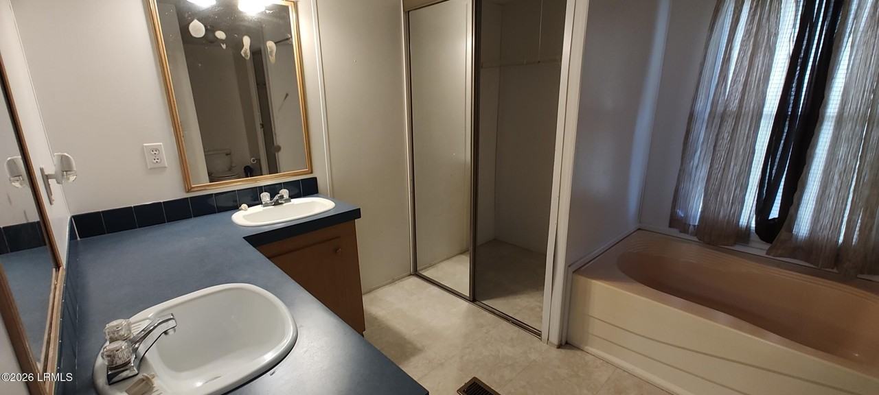 52 Cleveland Dr - Photo 6 of 12