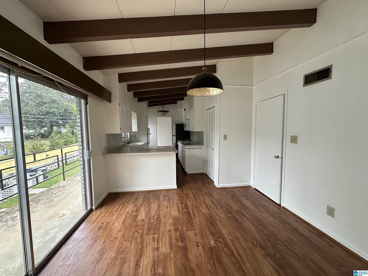 1834 Montclaire Ln #C - Photo 5 of 18