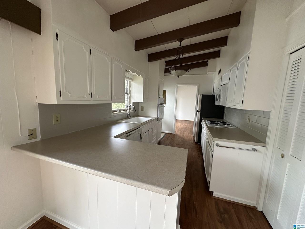 1834 Montclaire Ln #C - Photo 6 of 18