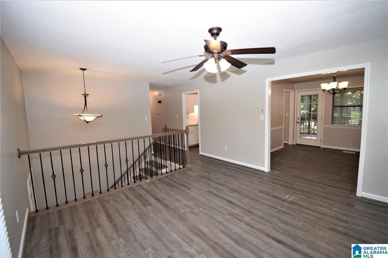 228 Russet Woods Dr - Photo 3 of 19