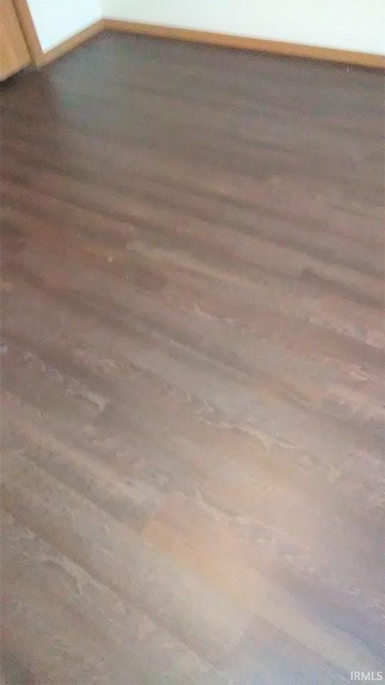 402 S Village Ct - Photo 6 of 13