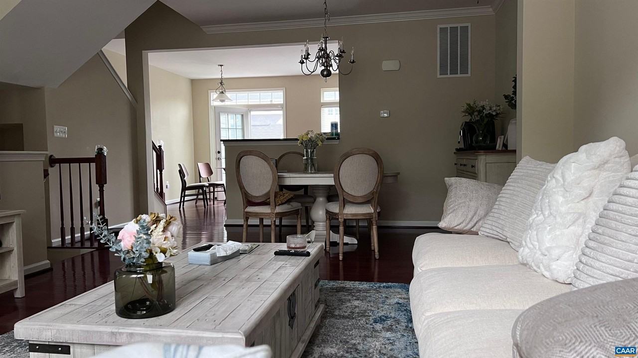 904 Bing Ln - Photo 5 of 12