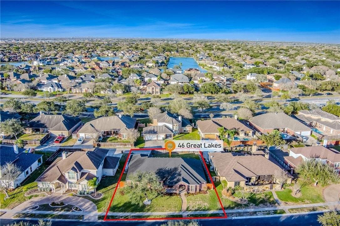 46 Great Lakes Dr - Photo 3 of 35