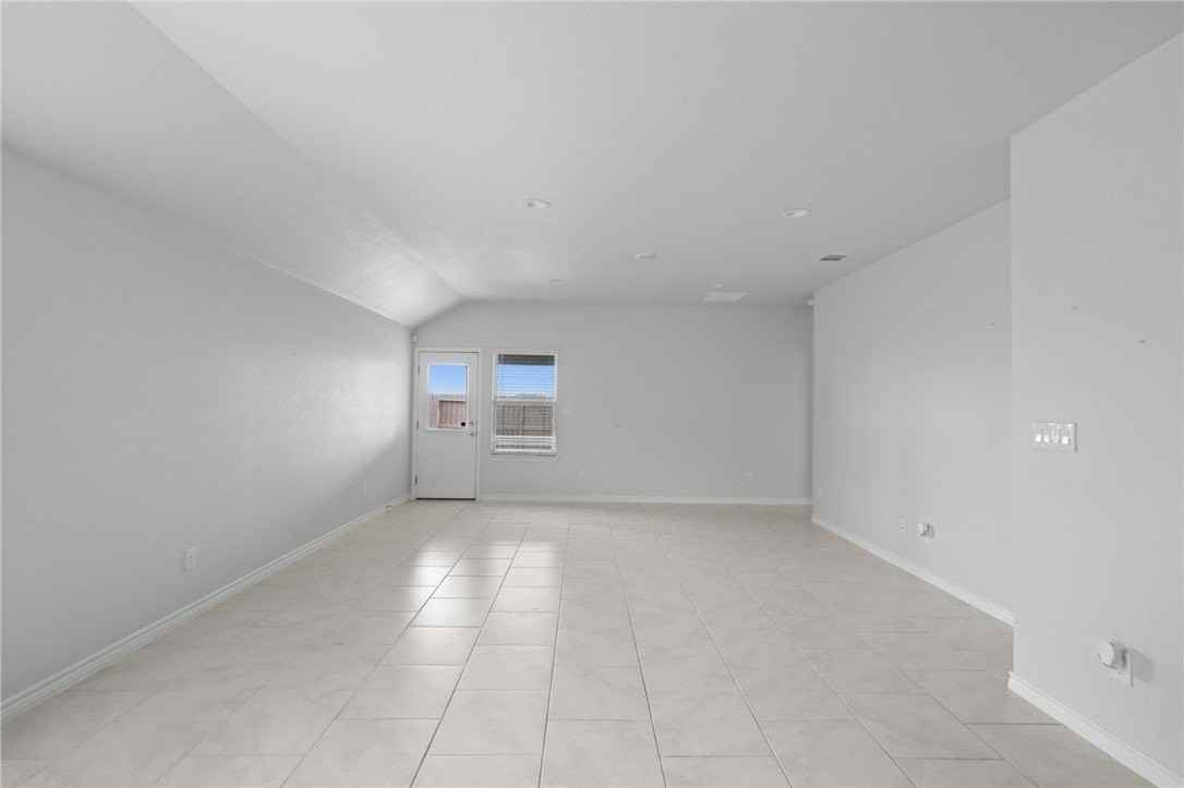 1513 Pleasant Dr - Photo 2 of 13