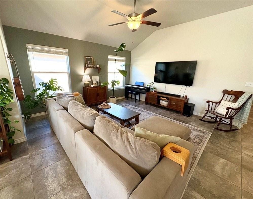 7509 Loyd Neal Dr - Photo 3 of 20