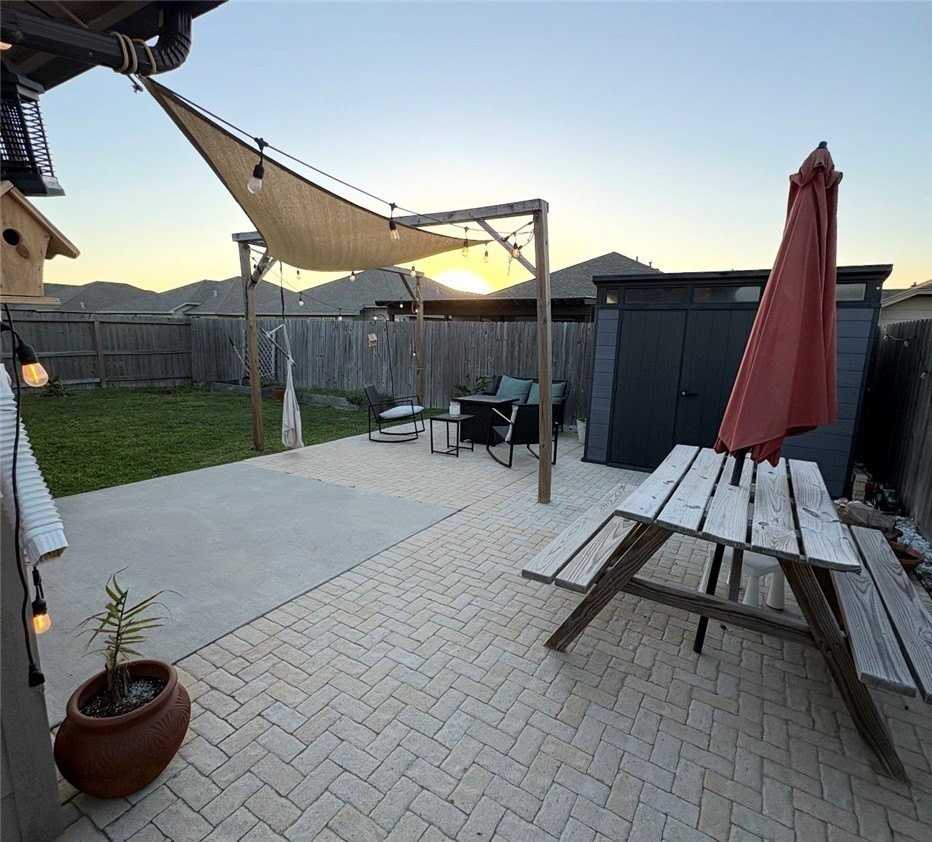 7509 Loyd Neal Dr - Photo 5 of 20