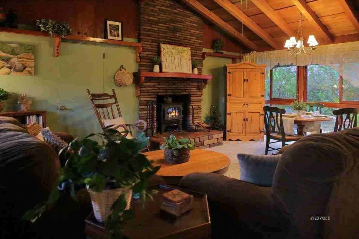 53835 Pine Crest Ave - Photo 7 of 24