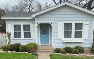 300 W Austin St - Photo 1 of 1