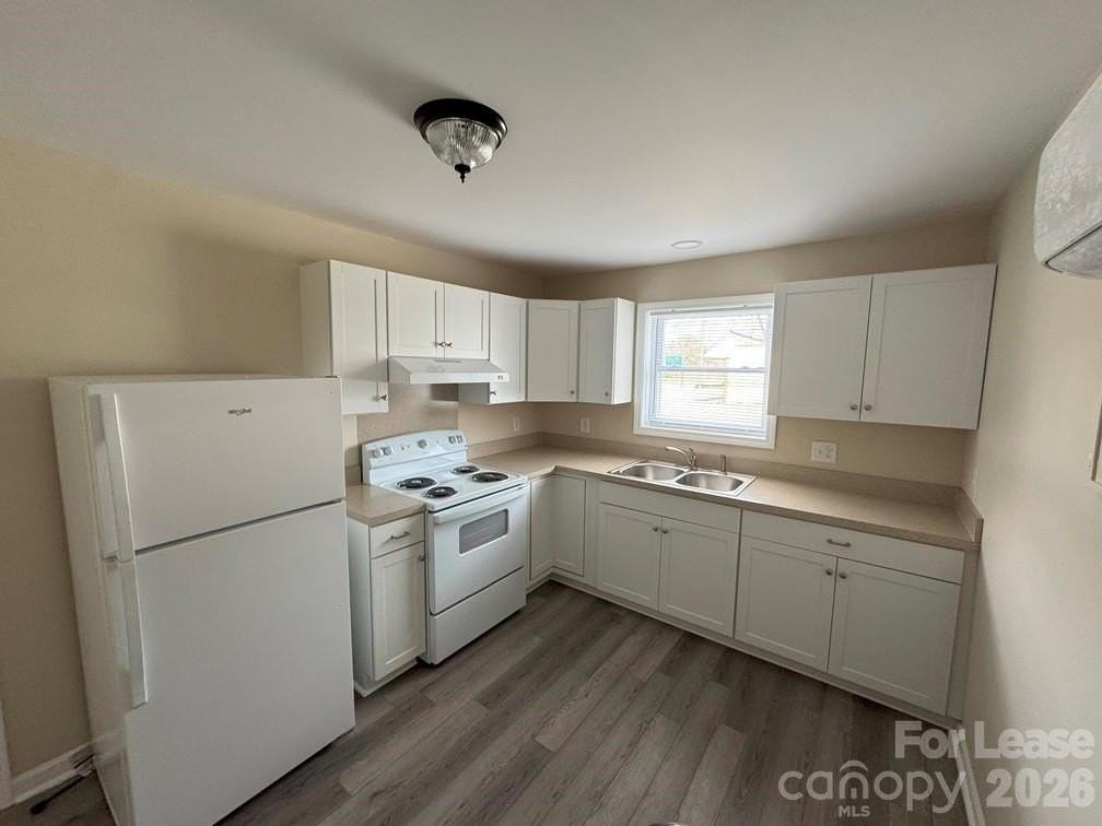 1625 Armstrong Ford Rd #A - Photo 4 of 5