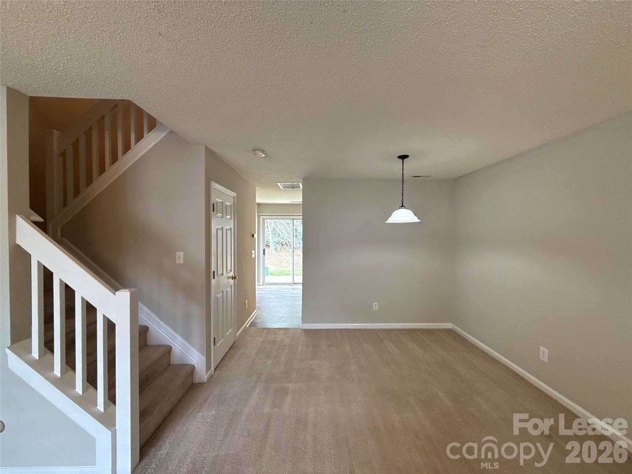 12053 Bragg St - Photo 4 of 19