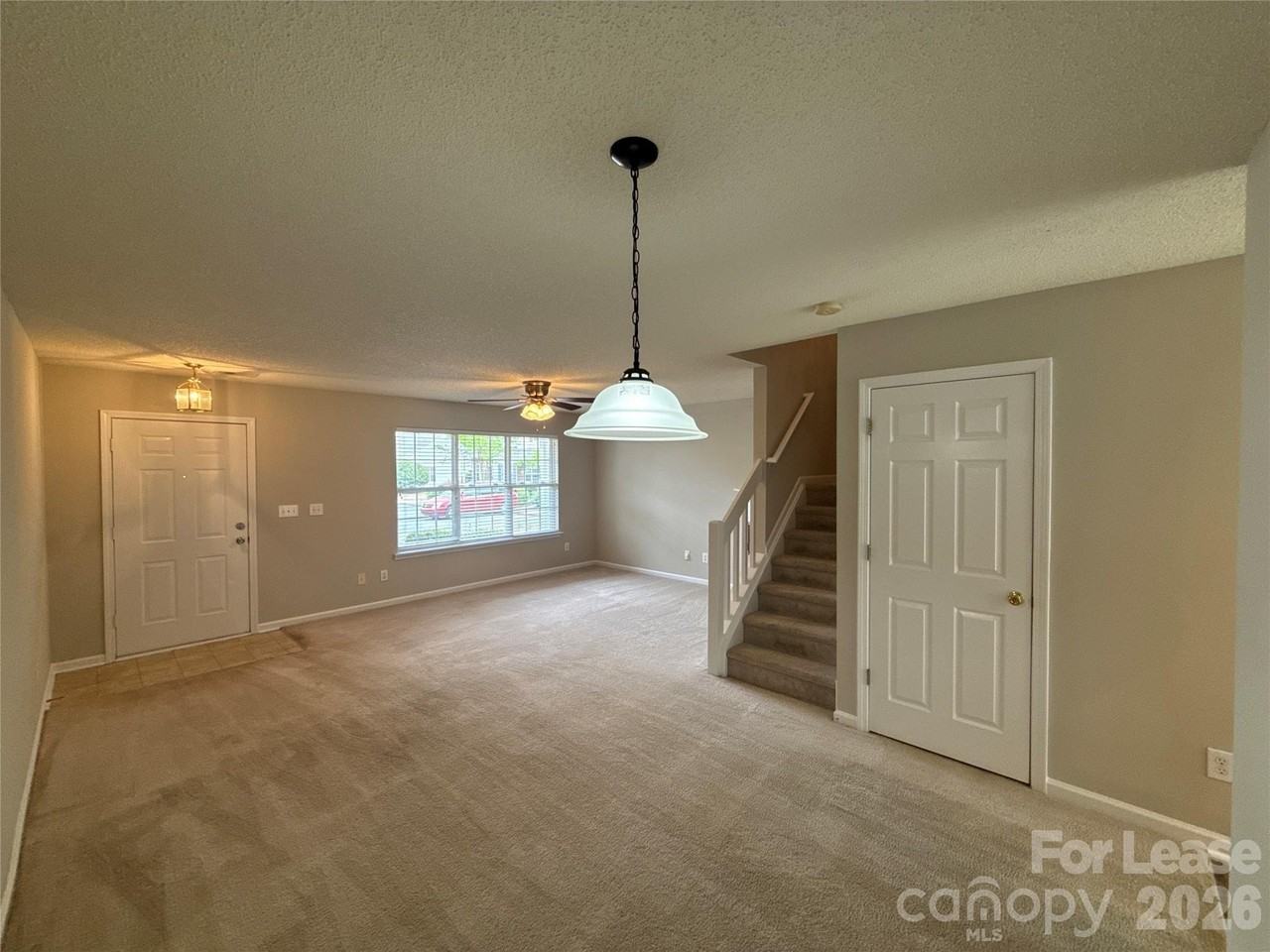 12053 Bragg St - Photo 6 of 19