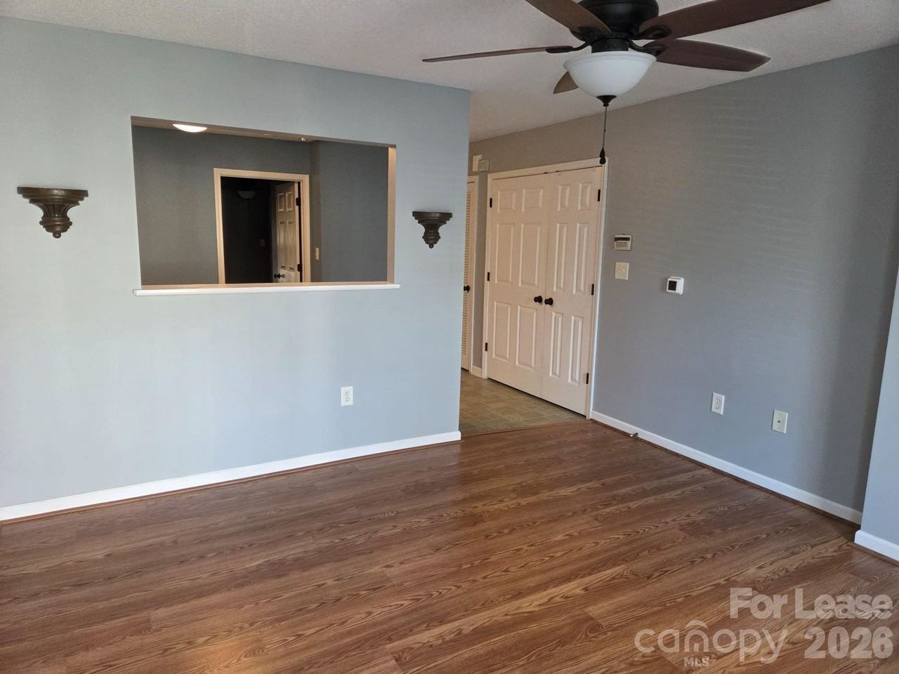 118 Steam Engine Dr - Photo 2 of 17