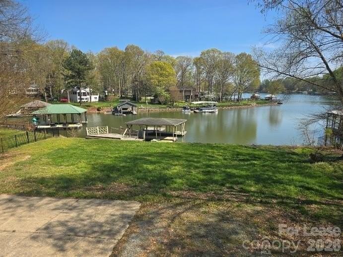 8118 Blades Trl - Photo 2 of 25