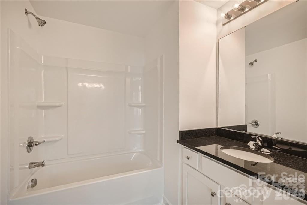 662 W Cemetery St - Photo 6 of 38