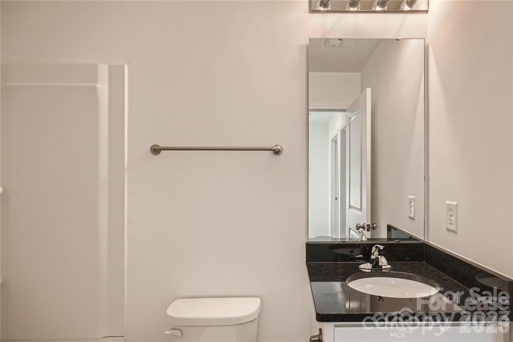 662 W Cemetery St - Photo 7 of 38