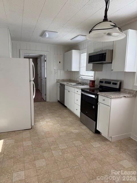 648 Boger St - Photo 4 of 12