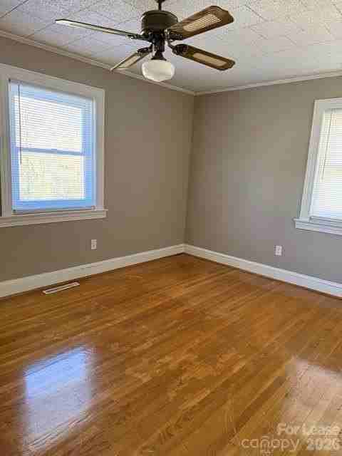 648 Boger St - Photo 6 of 12